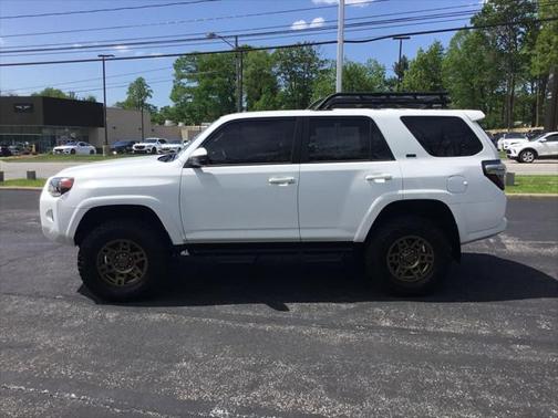 2021 Toyota 4Runner SR5