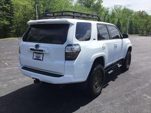 2021 Toyota 4Runner SR5