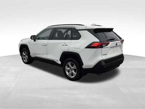 2020 Toyota RAV4 Hybrid LE