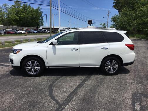 Pearl White Tricoat 2019 Nissan Pathfinder SV