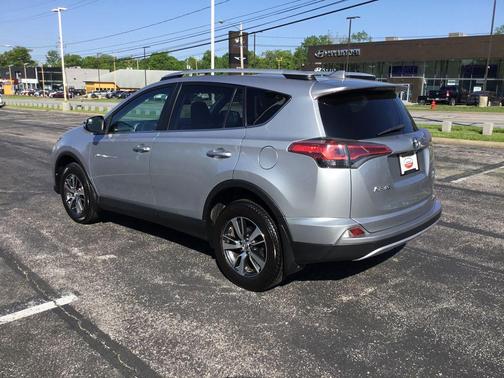Silver Sky Metallic 2016 Toyota RAV4 XLE