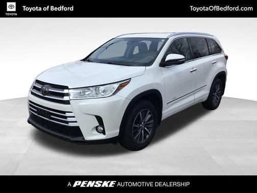 Blizzard Pearl 2017 Toyota Highlander XLE