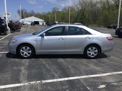Classic Silver Metallic 2008 Toyota Camry LE