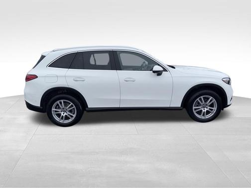 2023 Mercedes-Benz GLC 300 4MATIC