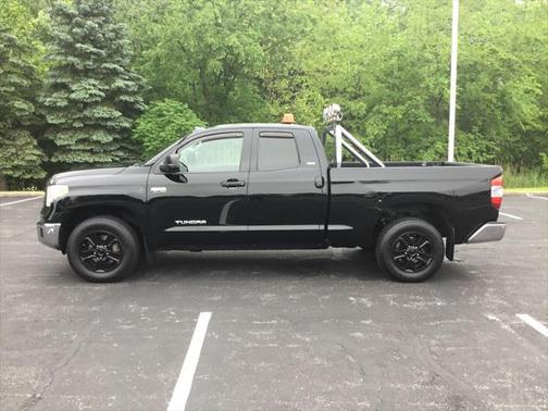 2016 Toyota Tundra SR5