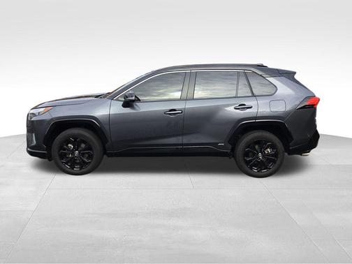 2025 Toyota RAV4 Hybrid SE