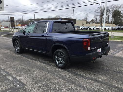 Obsidian Blue 2023 Honda Ridgeline RTL