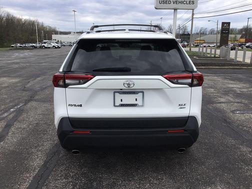 White 2022 Toyota RAV4 XLE