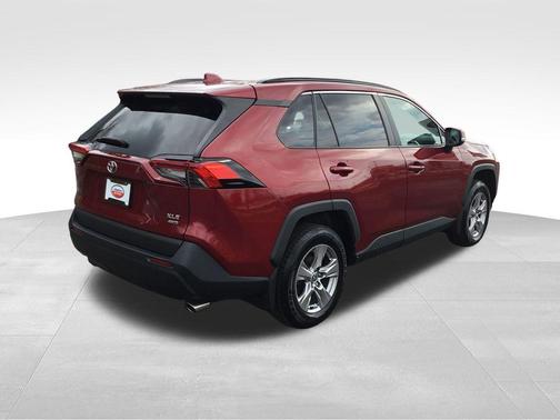Ruby Flare Pearl 2022 Toyota RAV4 XLE