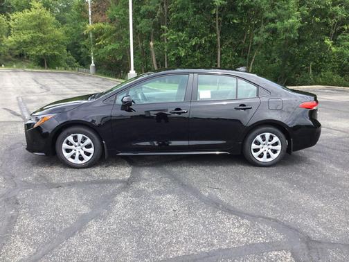 Midnight Black Metallic 2026 Toyota Corolla LE