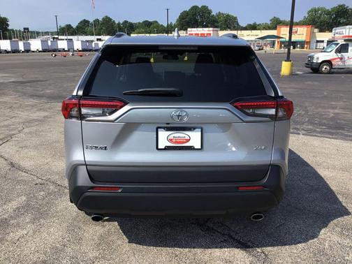 Silver Sky Metallic 2021 Toyota RAV4 XLE