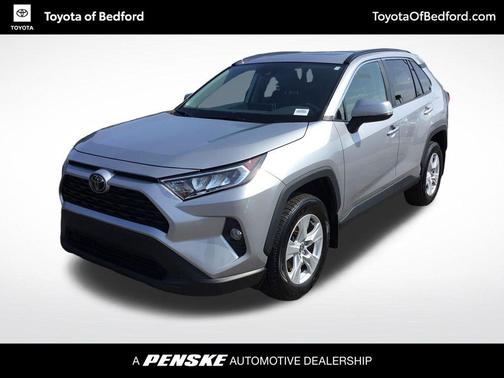 Silver Sky Metallic 2021 Toyota RAV4 XLE