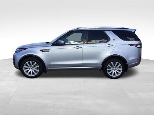 2020 Land Rover Discovery SE