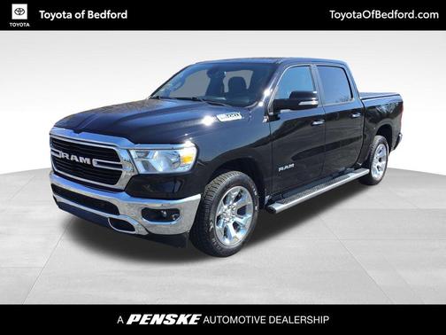Diamond Black Crystal Pearlcoat 2019 RAM 1500 Big Horn
