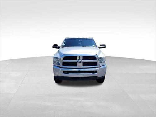 2017 RAM 2500 Tradesman Crew Cab 4x4 6'4' Box