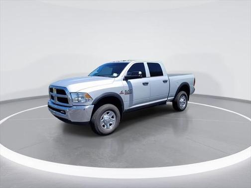 2017 RAM 2500 Tradesman Crew Cab 4x4 6'4' Box