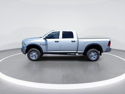2017 RAM 2500 Tradesman Crew Cab 4x4 6'4' Box