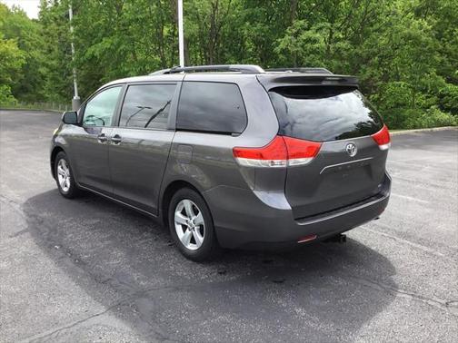 2014 Toyota Sienna LE