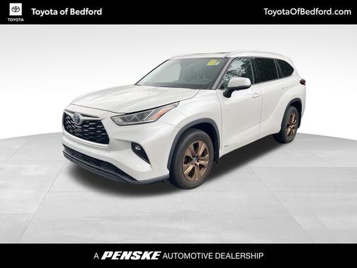 2022 Toyota Highlander Hybrid XLE