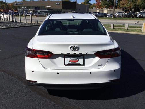 Ice Cap 2024 Toyota Camry LE