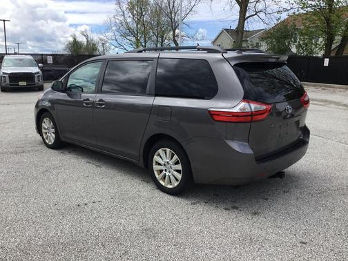 Predawn Gray Mica 2015 Toyota Sienna LE