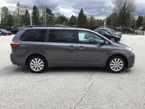 Predawn Gray Mica 2015 Toyota Sienna LE