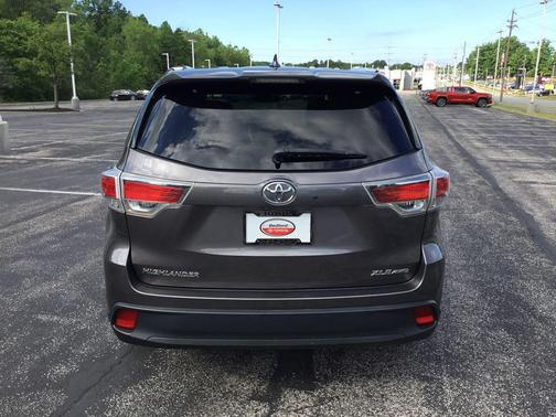 Predawn Gray Mica 2015 Toyota Highlander XLE