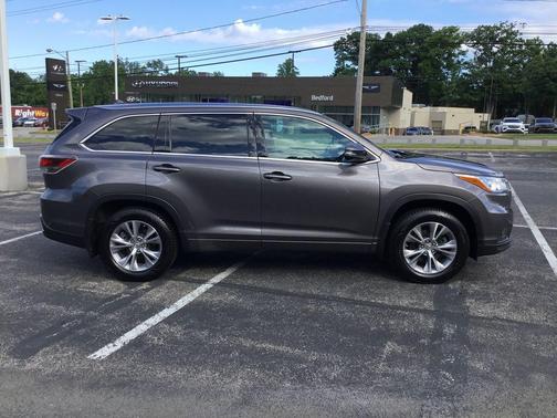 Predawn Gray Mica 2015 Toyota Highlander XLE
