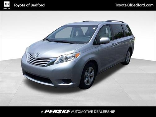 2015 Toyota Sienna LE