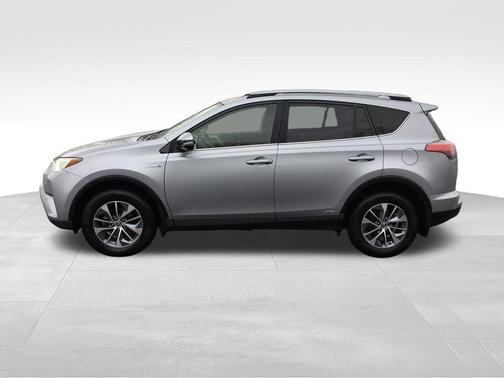 Silver Sky Metallic 2018 Toyota RAV4 Hybrid LE
