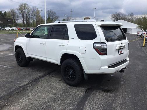 Super White 2016 Toyota 4Runner SR5 Premium