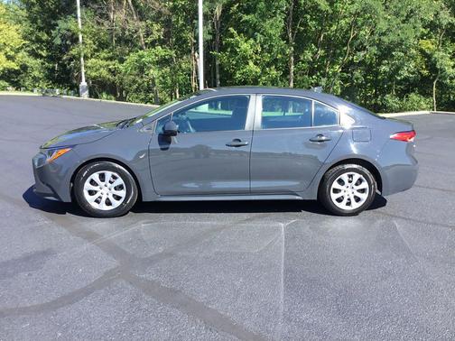 Underground 2025 Toyota Corolla LE