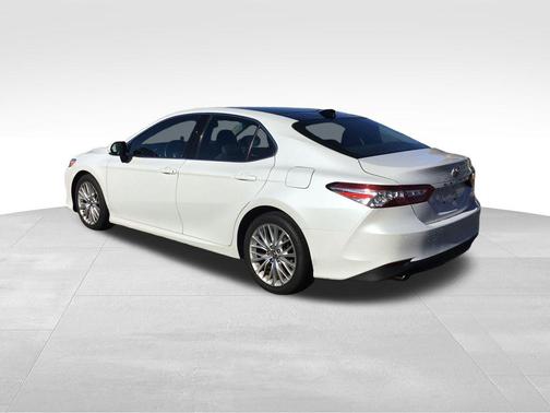 2018 Toyota Camry XLE