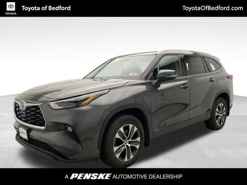 2022 Toyota Highlander Hybrid XLE