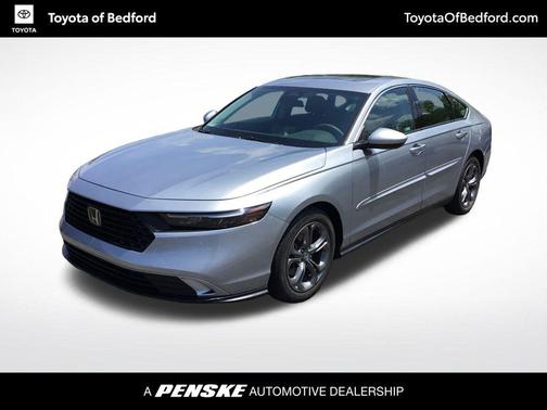Crystal Black Pearl 2024 Honda Accord EX