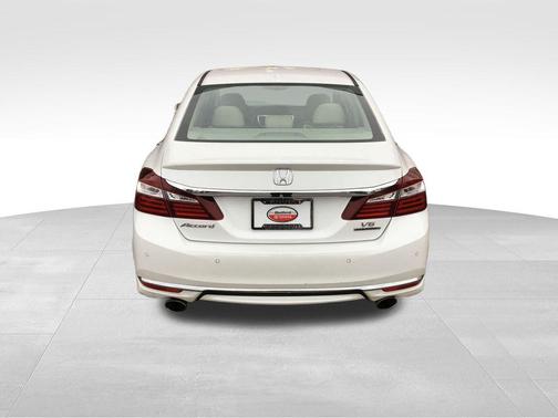 2017 Honda Accord Touring V6