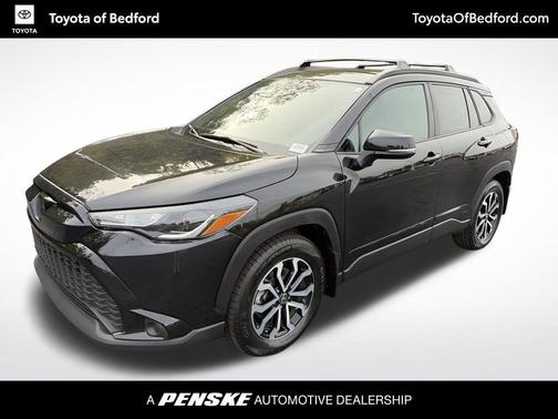 Jet Black 2024 Toyota Corolla Cross Hybrid SE