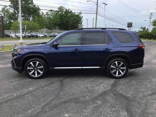 Obsidian Blue 2025 Honda Pilot Touring 8-Passenger