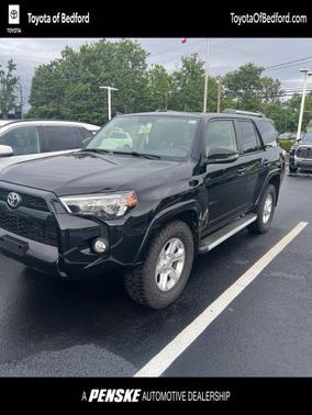 Midnight Black Metallic 2019 Toyota 4Runner SR5 Premium