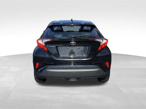 2020 Toyota C-HR LE