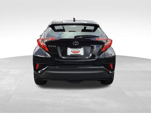 2020 Toyota C-HR LE