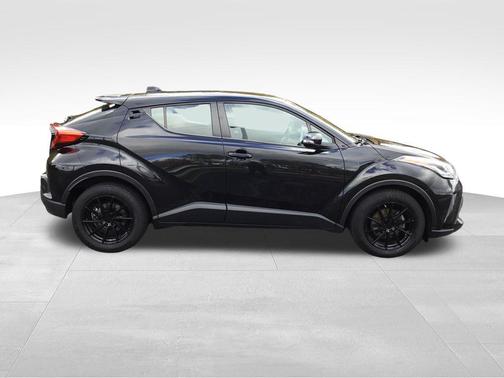 2020 Toyota C-HR LE