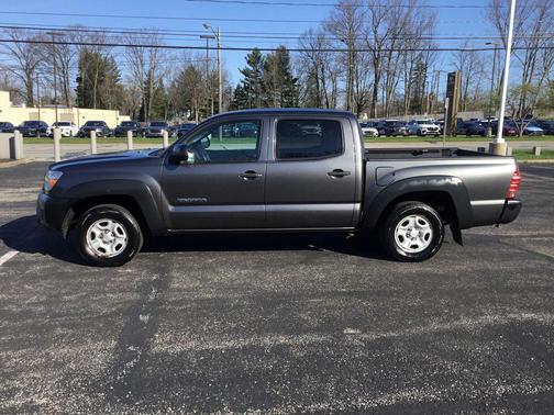 Magnetic Gray Metallic 2015 Toyota Tacoma Base