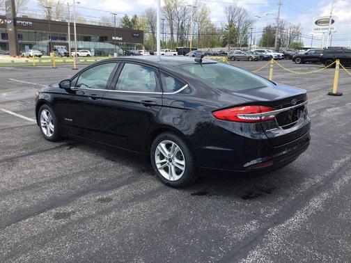 SHADOW BLACK 2018 Ford Fusion Hybrid SE