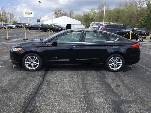 SHADOW BLACK 2018 Ford Fusion Hybrid SE