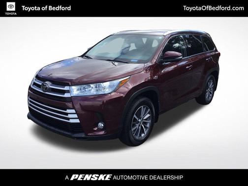 Ooh La La Rouge Mica 2018 Toyota Highlander XLE