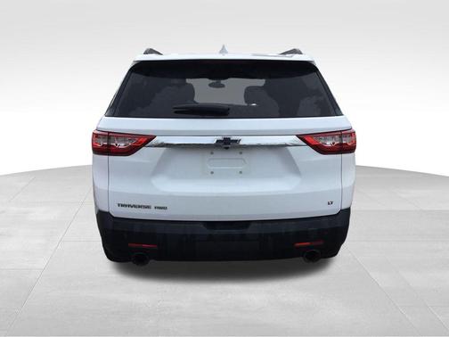 Summit White 2019 Chevrolet Traverse LT Cloth