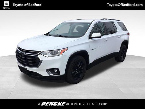 Summit White 2019 Chevrolet Traverse LT Cloth