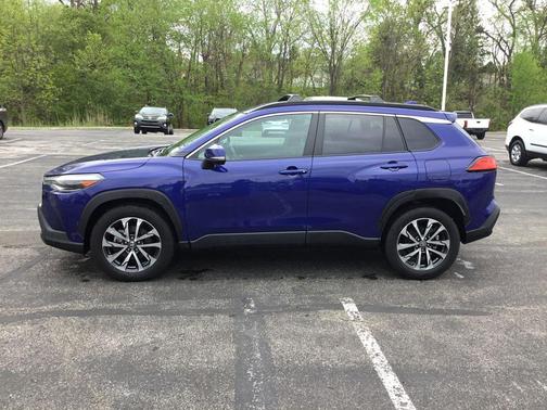 Blue Crush Metallic 2024 Toyota Corolla Cross XLE