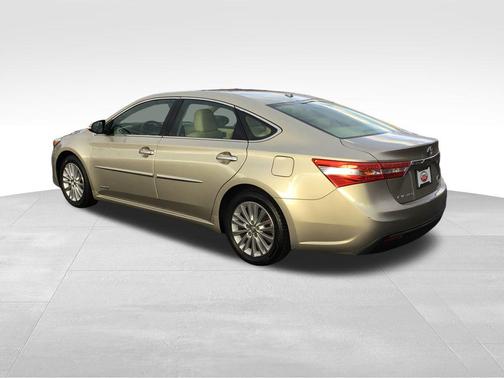 2015 Toyota Avalon Hybrid XLE Touring